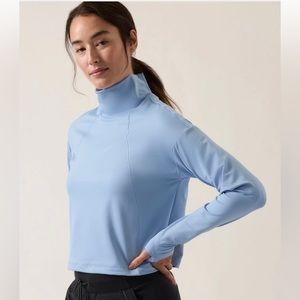 Athleta Whistler Mock Neck Top NWT Sz L Heron Blue